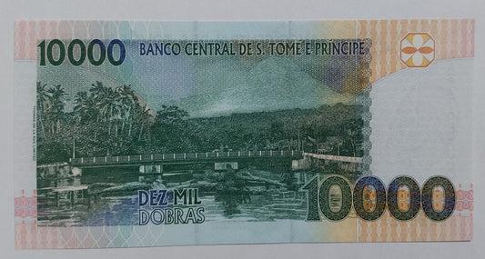 Sao Tome E principe 10 000 Dobras 2013 P66d UNC - ZealHobbieZ