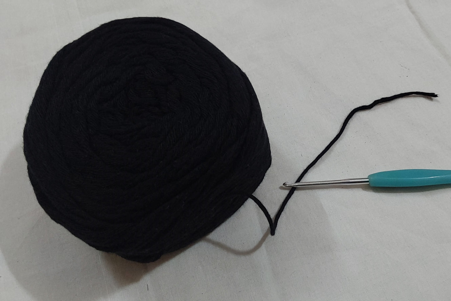 8 Ply Cotton Yarn Baby Soft Materials For Knitting, Crochet, Macrame, Diy Craft 100Gms Ball Black