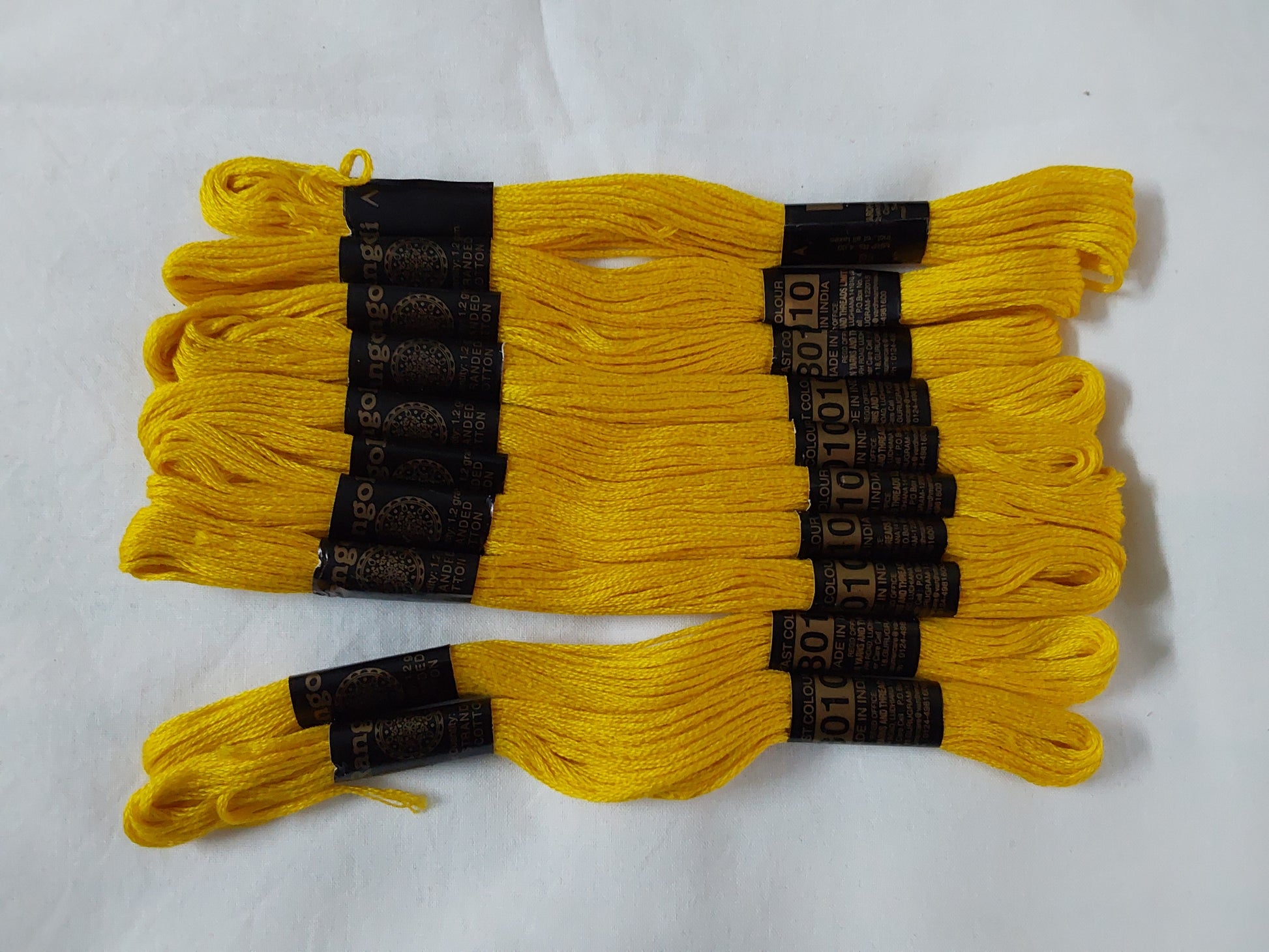 Vardhman Hand Embroidery Thread (8010) - ZealHobbieZ