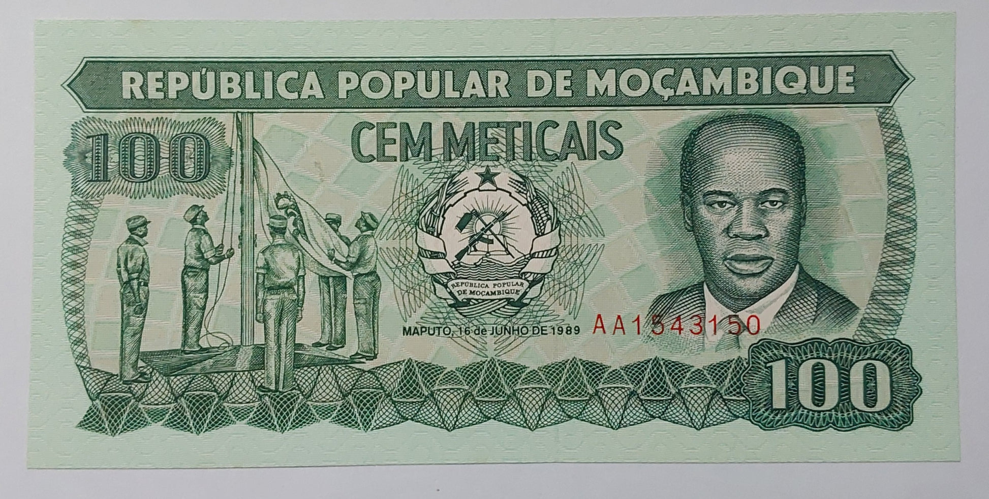 Mozambique 100 Meticais P130 UNC - ZealHobbieZ