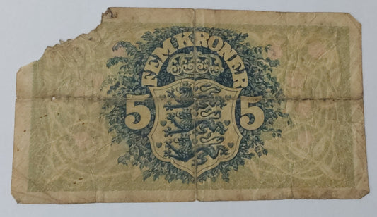 Denmark 5 Kroner 1942 Heavily Used and Teared note P30h Used note ending serial no:989 - ZealHobbieZ