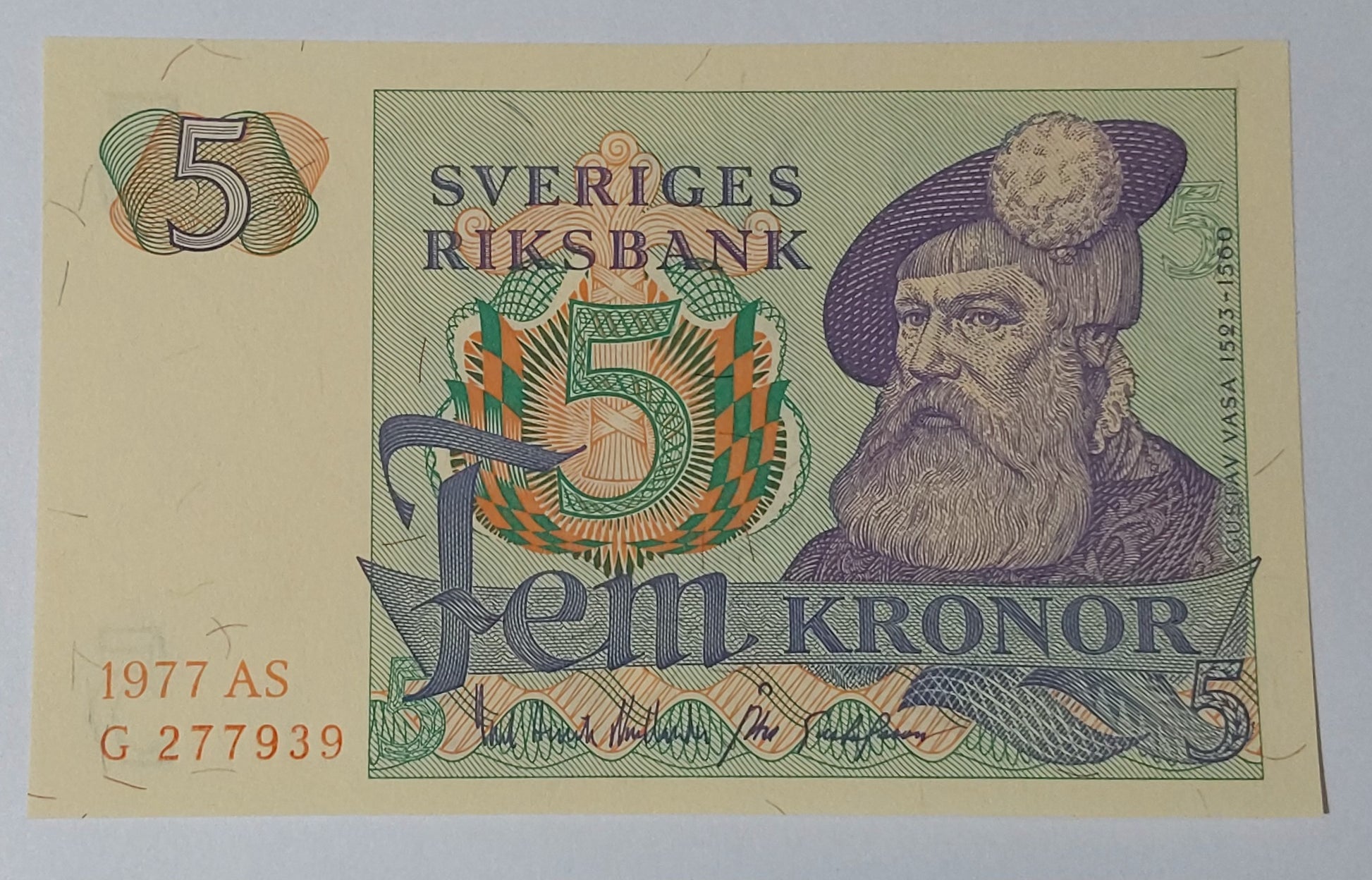 Sweden 5 Kronor (small size) 2008 P51d UNC - ZealHobbieZ