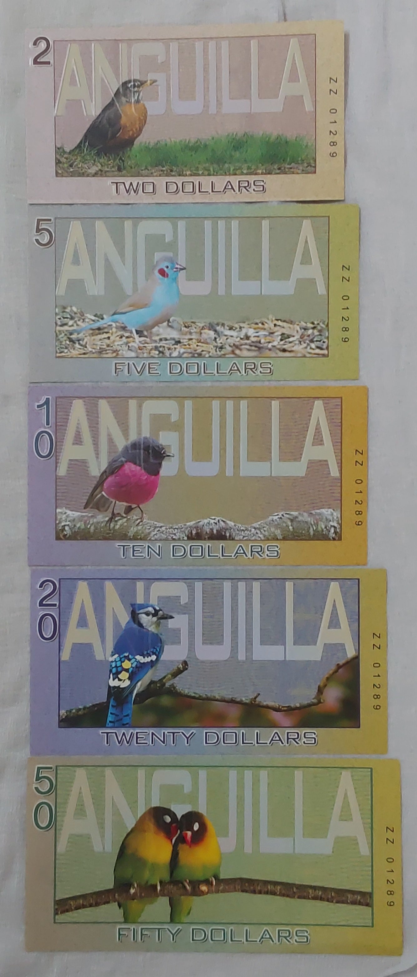 British overseas territory  Angulia 5 notes fantasy set 2019  Queen Elizabeth II UNC  (not a legal tender)