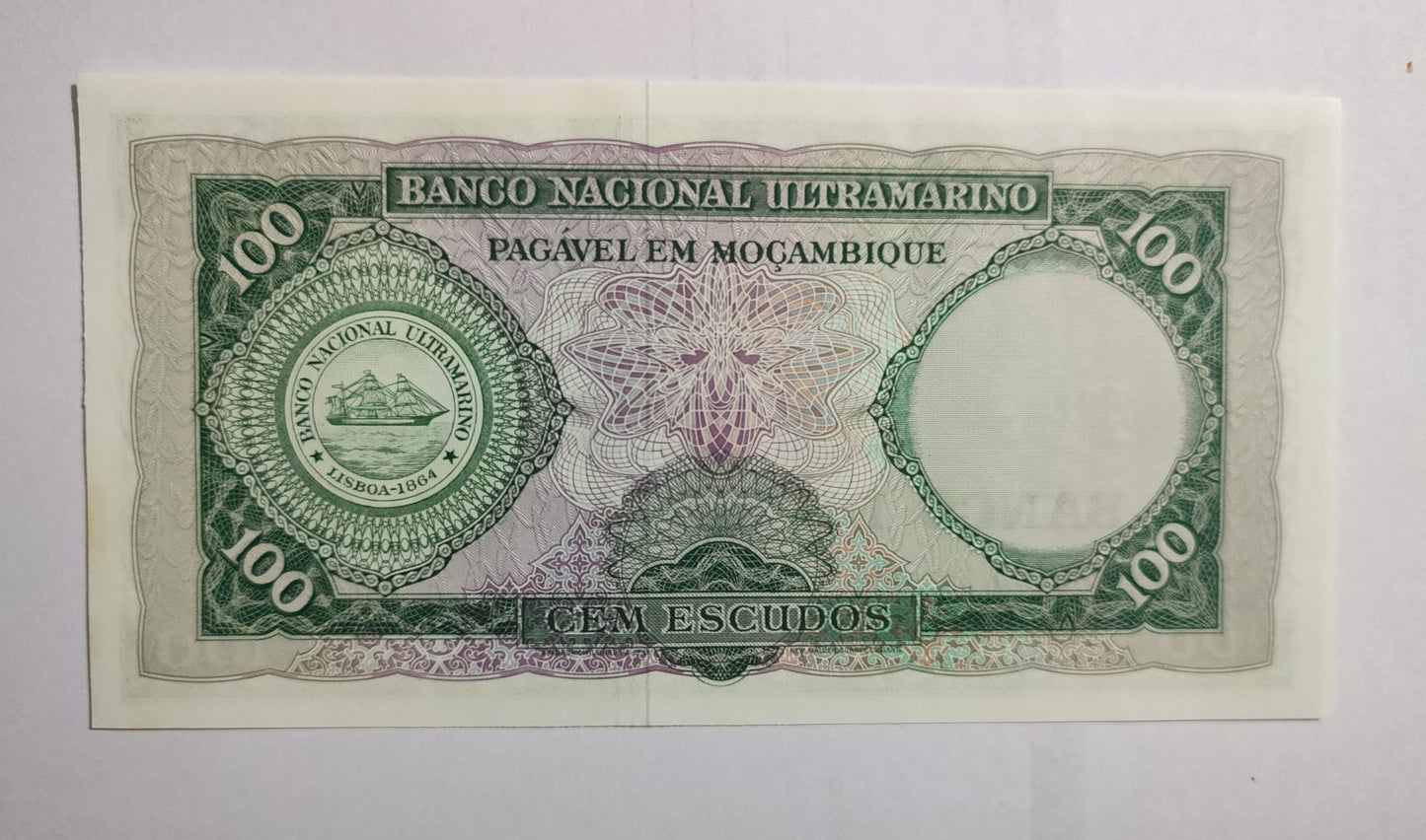 MOZAMBIQUE 100 ESCUDOS 1976 P-117 UNC